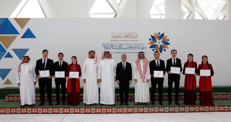 bas 2 THE ASHGABAT TIMES