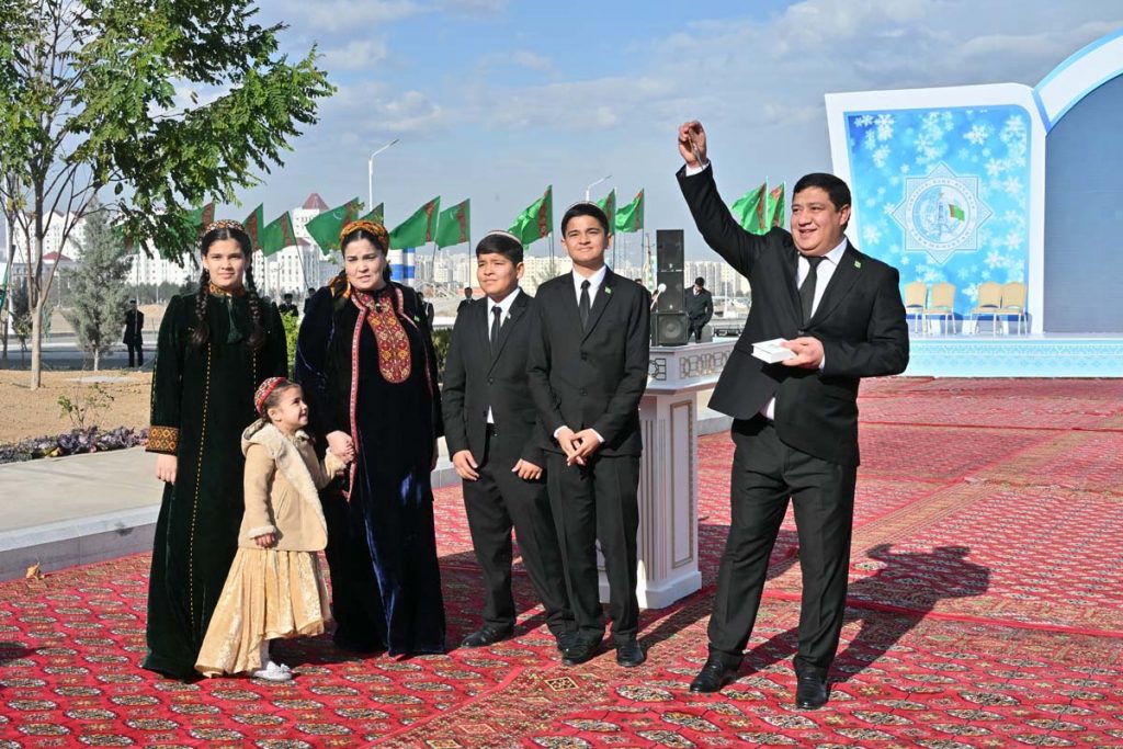 jay1 THE ASHGABAT TIMES