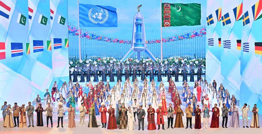 konsert bbi THE ASHGABAT TIMES